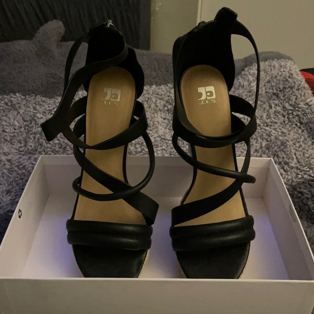 JOES wedges